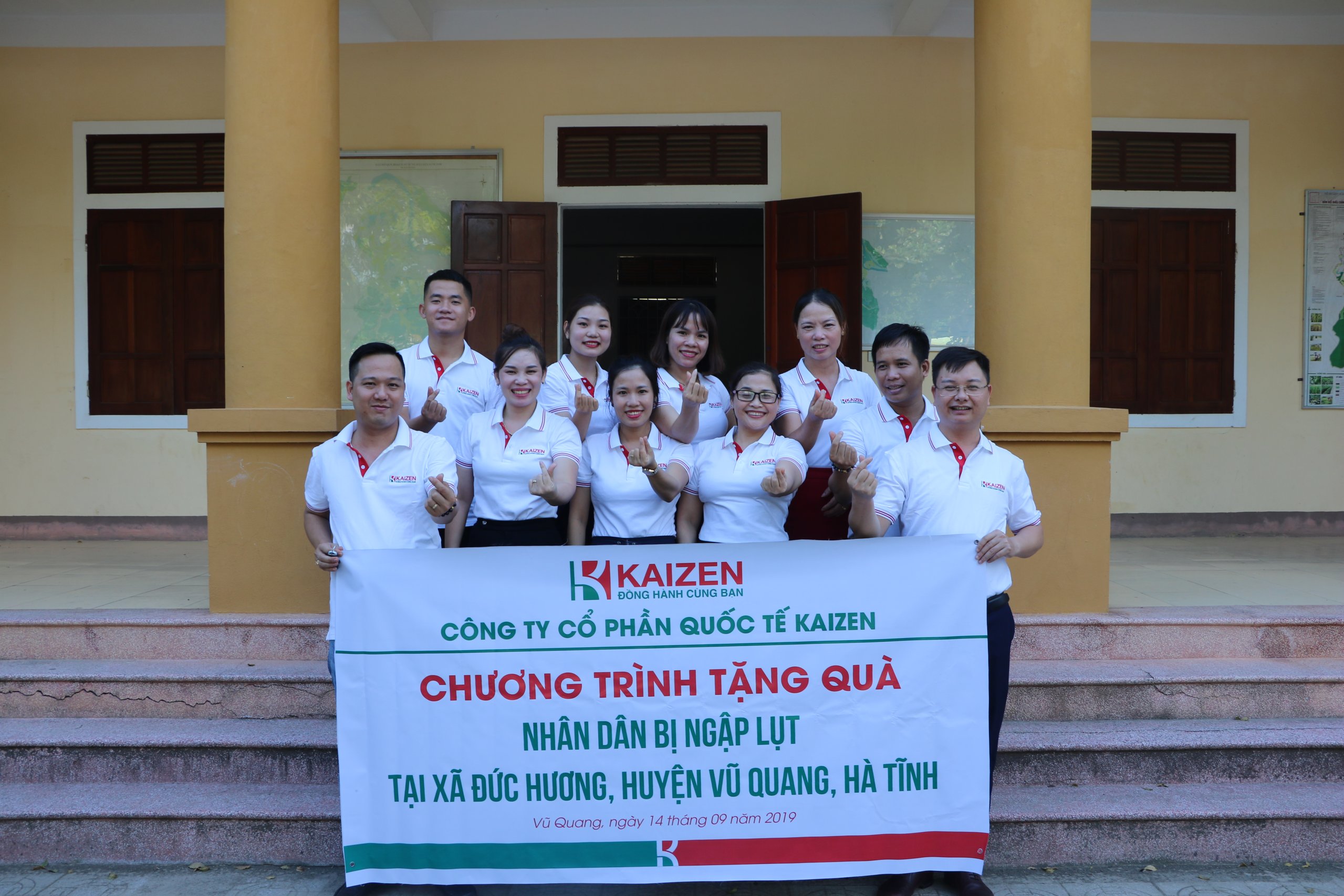 Kaizen mang niềm vui đến với bà con vùng lũ xã Đức Hương